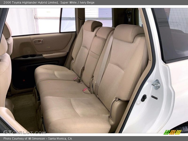 Super White / Ivory Beige 2006 Toyota Highlander Hybrid Limited