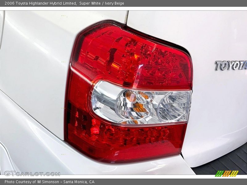 Super White / Ivory Beige 2006 Toyota Highlander Hybrid Limited