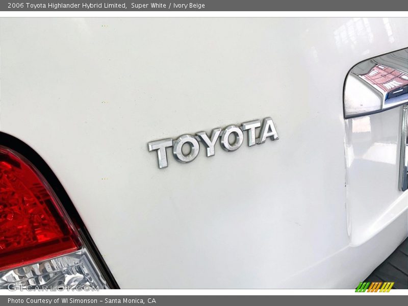 Super White / Ivory Beige 2006 Toyota Highlander Hybrid Limited