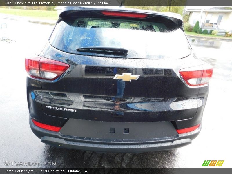 Mosaic Black Metallic / Jet Black 2024 Chevrolet TrailBlazer LS