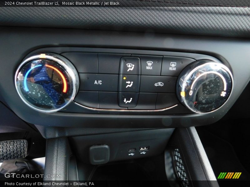 Controls of 2024 TrailBlazer LS