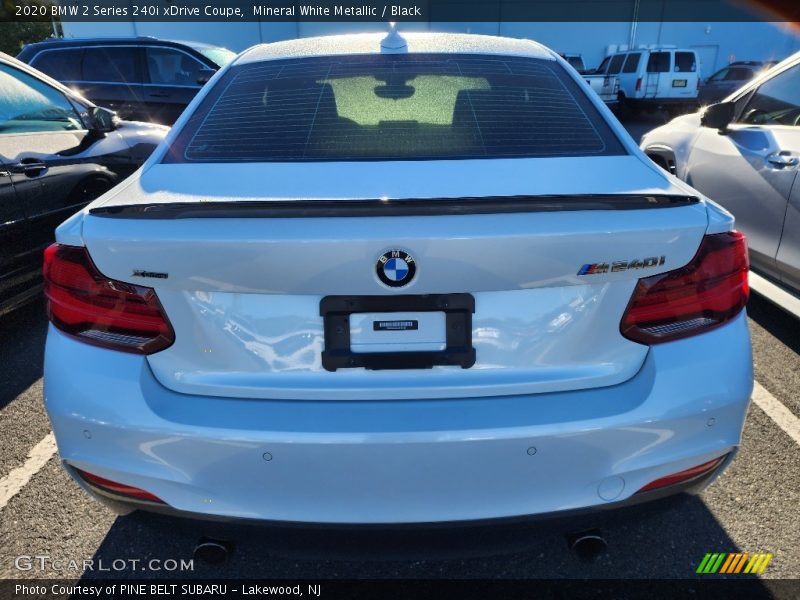 Mineral White Metallic / Black 2020 BMW 2 Series 240i xDrive Coupe