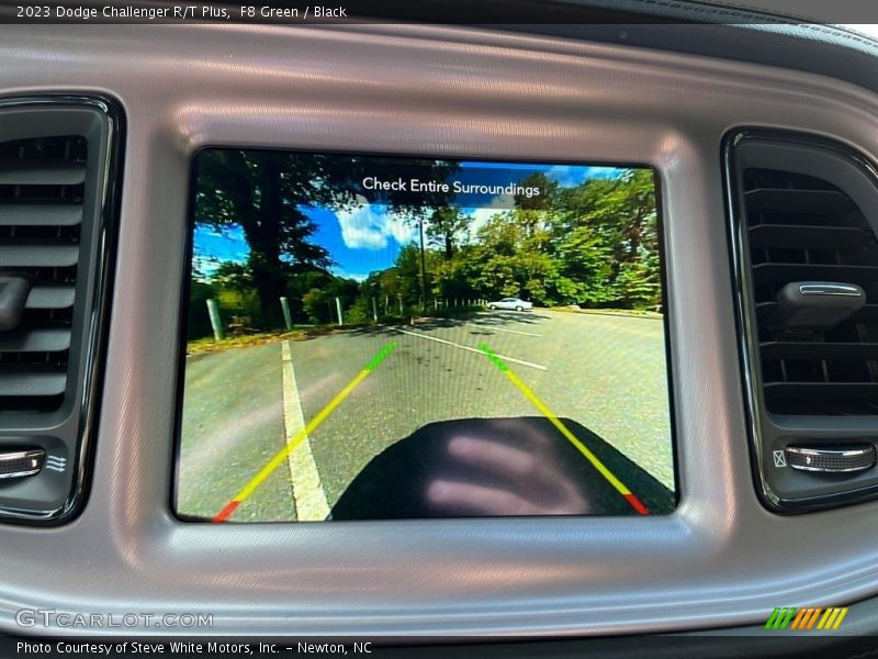 Controls of 2023 Challenger R/T Plus