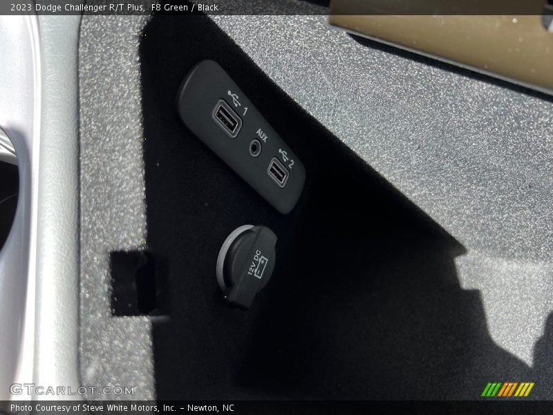 F8 Green / Black 2023 Dodge Challenger R/T Plus