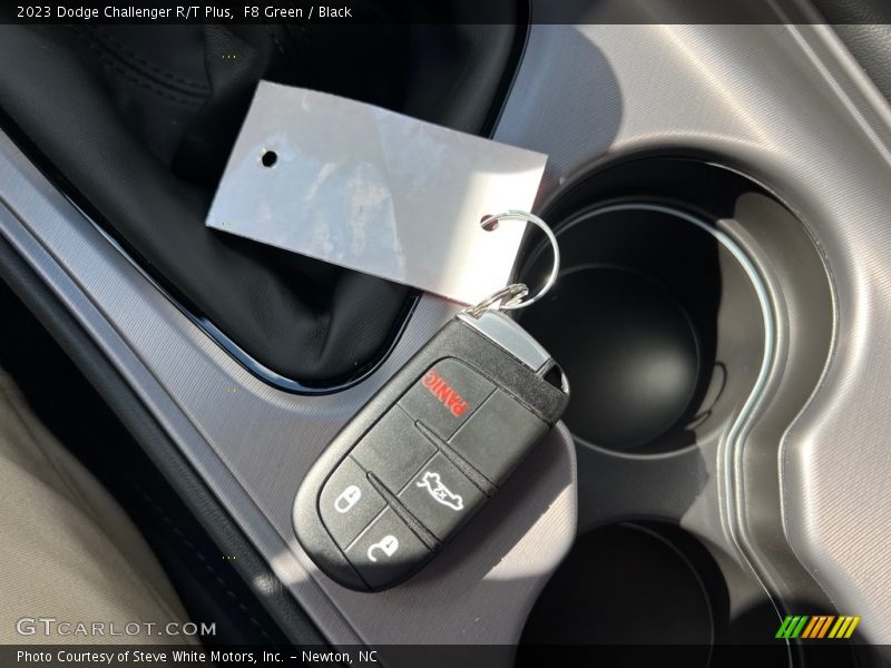 Keys of 2023 Challenger R/T Plus