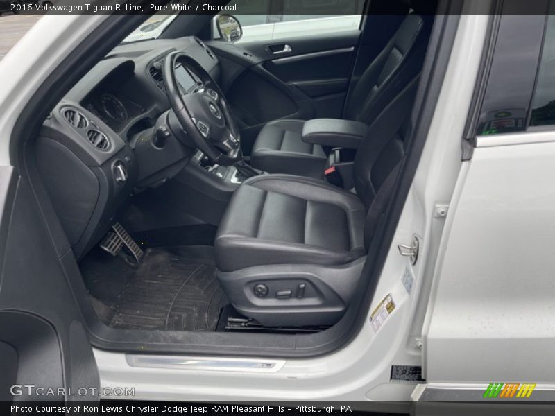Front Seat of 2016 Tiguan R-Line
