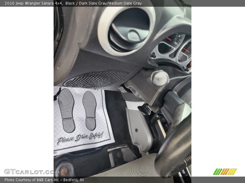 Black / Dark Slate Gray/Medium Slate Gray 2010 Jeep Wrangler Sahara 4x4