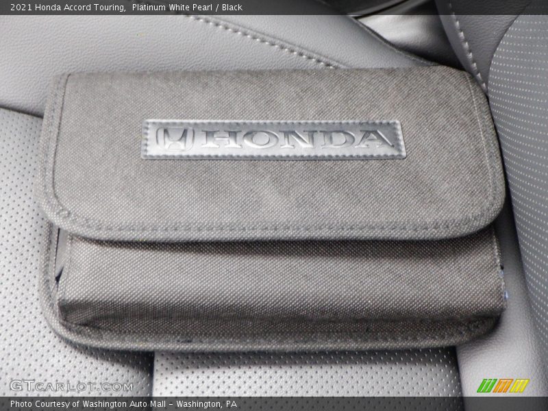 Platinum White Pearl / Black 2021 Honda Accord Touring