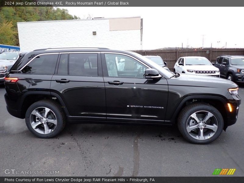 Rocky Mountain Pearl / Global Black 2024 Jeep Grand Cherokee 4XE