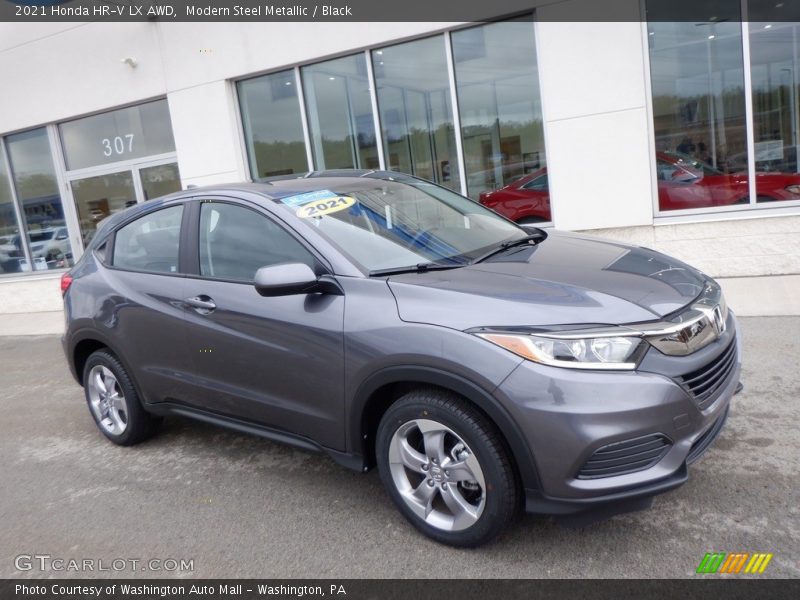 Front 3/4 View of 2021 HR-V LX AWD