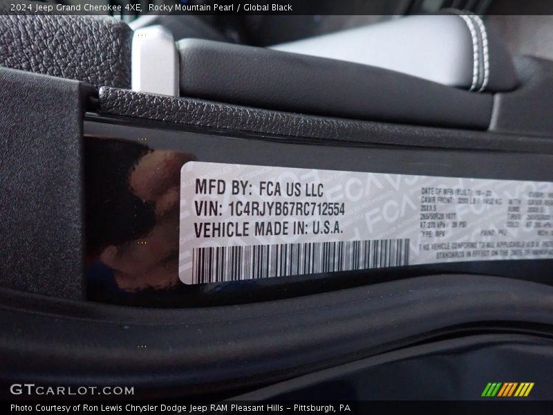 Rocky Mountain Pearl / Global Black 2024 Jeep Grand Cherokee 4XE