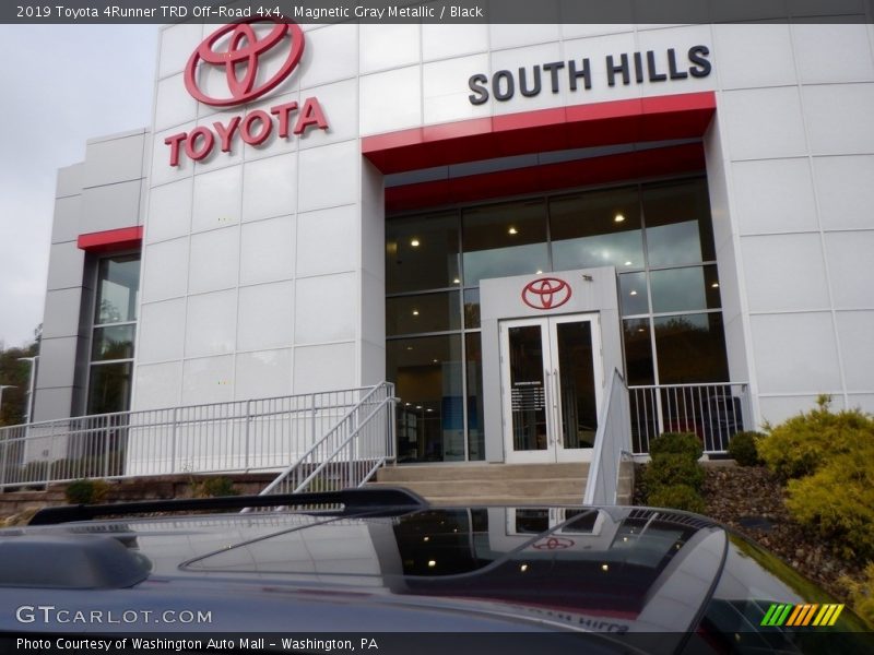 Magnetic Gray Metallic / Black 2019 Toyota 4Runner TRD Off-Road 4x4