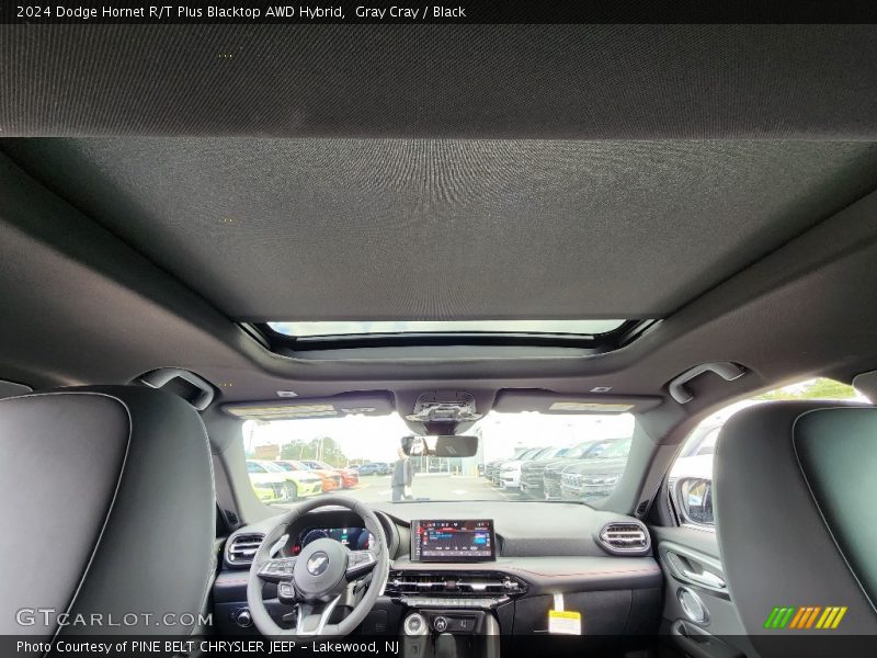 Sunroof of 2024 Hornet R/T Plus Blacktop AWD Hybrid