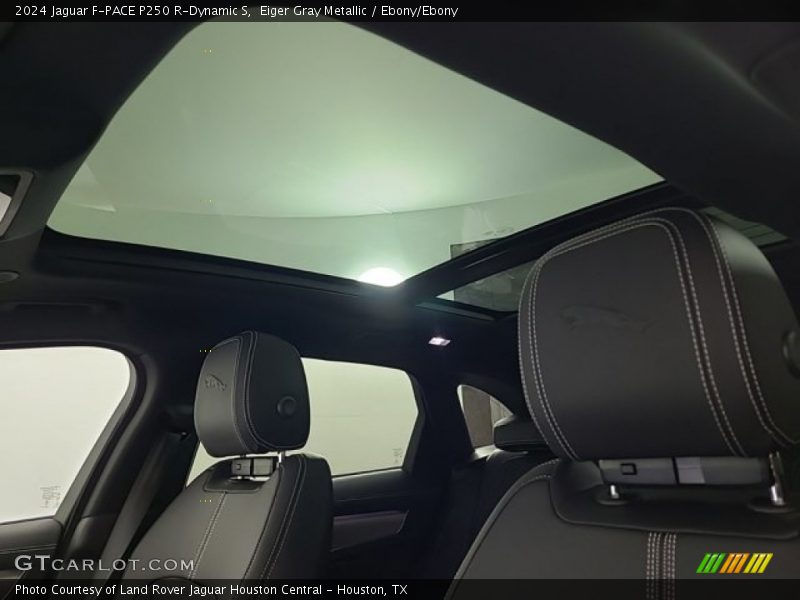 Eiger Gray Metallic / Ebony/Ebony 2024 Jaguar F-PACE P250 R-Dynamic S