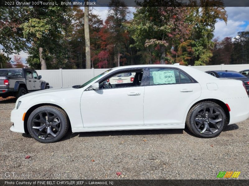  2023 300 Touring L Bright White