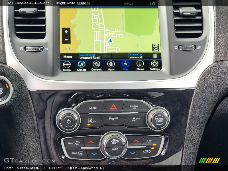 Controls of 2023 300 Touring L
