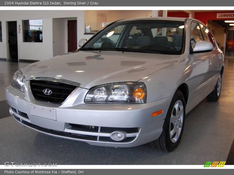 Sterling Silver / Gray 2004 Hyundai Elantra GLS Sedan