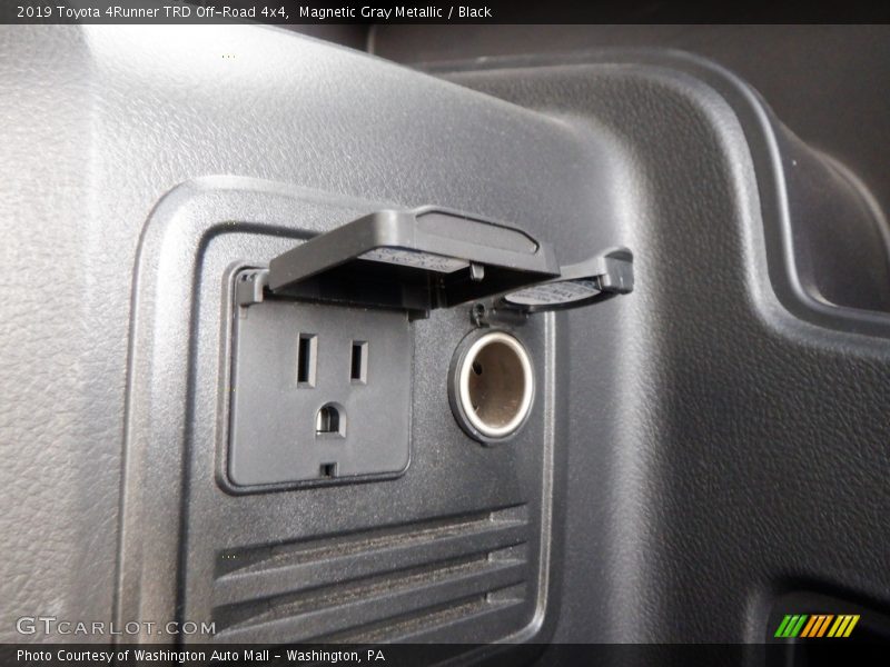 Magnetic Gray Metallic / Black 2019 Toyota 4Runner TRD Off-Road 4x4