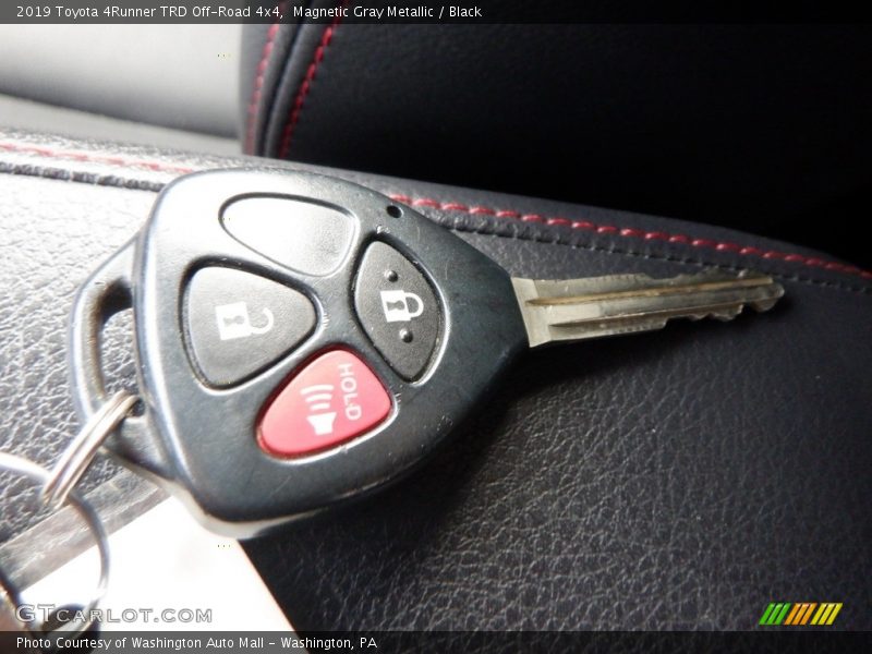 Keys of 2019 4Runner TRD Off-Road 4x4