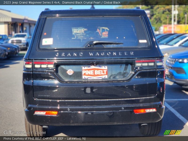 Diamond Black Crystal Pearl / Global Black 2023 Jeep Grand Wagoneer Series II 4x4