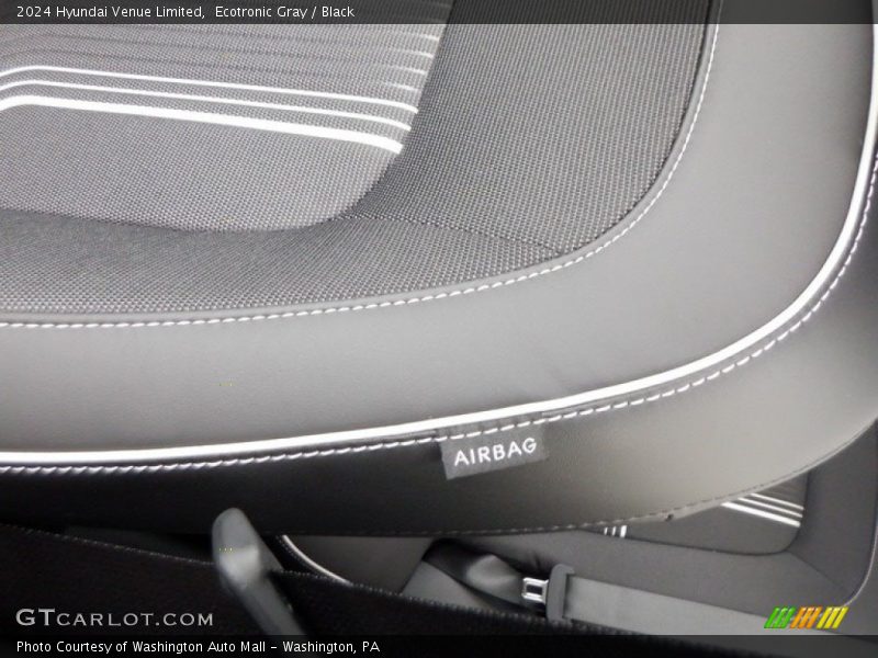 Ecotronic Gray / Black 2024 Hyundai Venue Limited