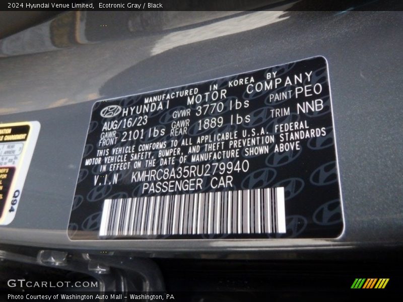 Ecotronic Gray / Black 2024 Hyundai Venue Limited
