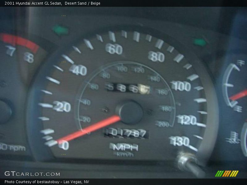 Desert Sand / Beige 2001 Hyundai Accent GL Sedan