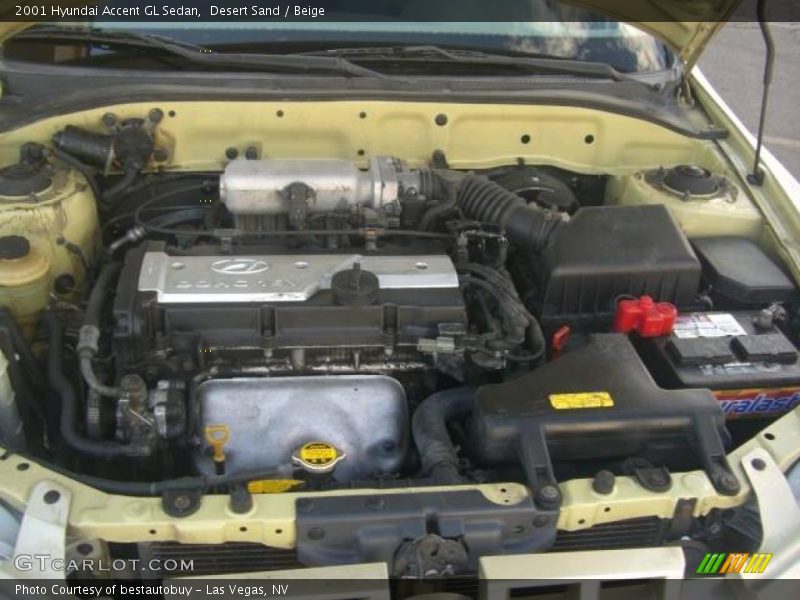 Desert Sand / Beige 2001 Hyundai Accent GL Sedan