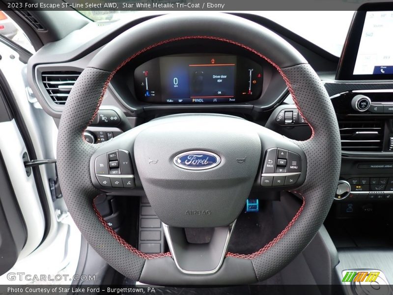  2023 Escape ST-Line Select AWD Steering Wheel