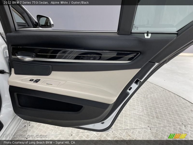 Door Panel of 2012 7 Series 750i Sedan