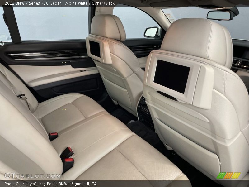 Entertainment System of 2012 7 Series 750i Sedan