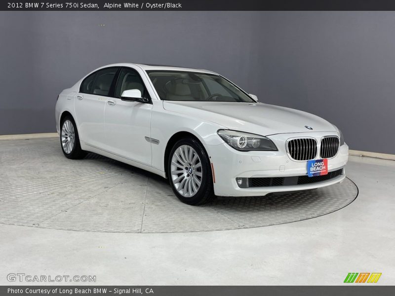 Front 3/4 View of 2012 7 Series 750i Sedan