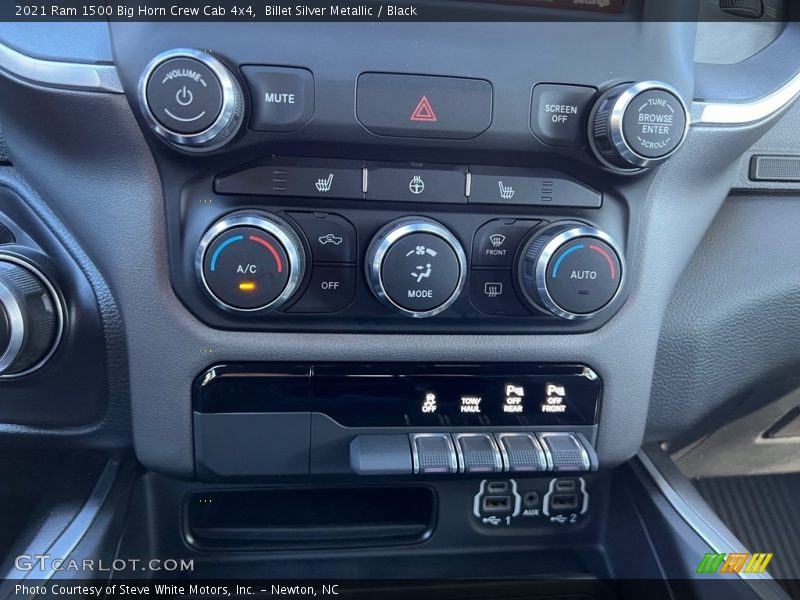 Controls of 2021 1500 Big Horn Crew Cab 4x4