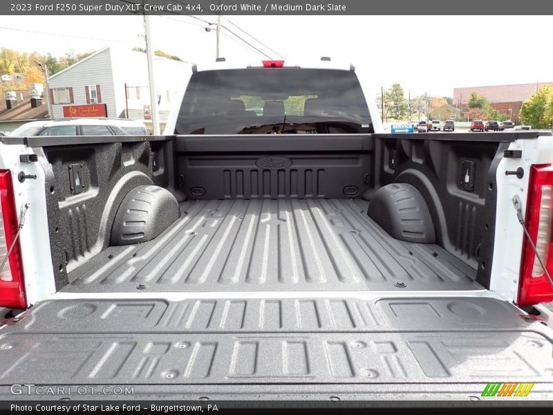  2023 F250 Super Duty XLT Crew Cab 4x4 Trunk