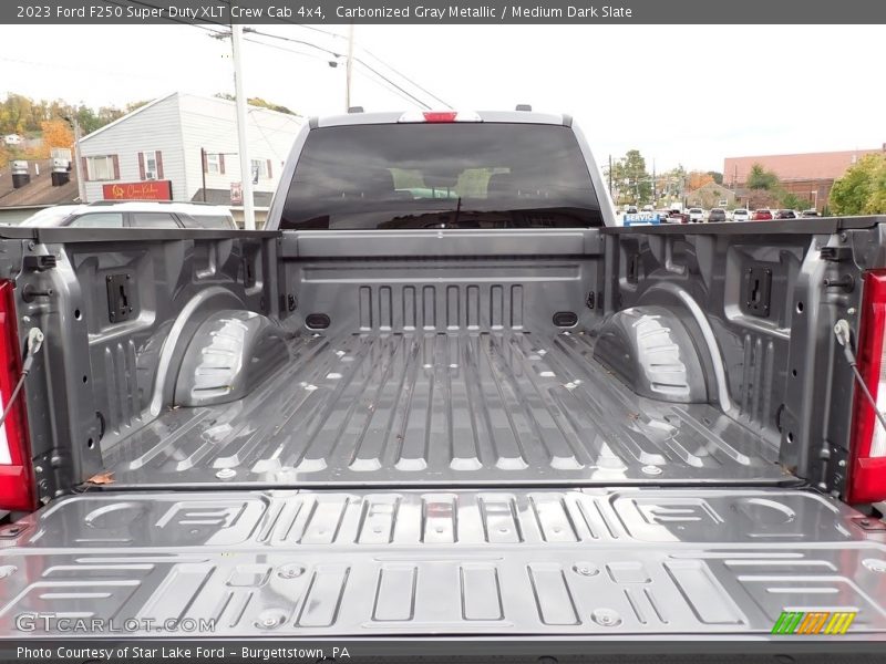  2023 F250 Super Duty XLT Crew Cab 4x4 Trunk