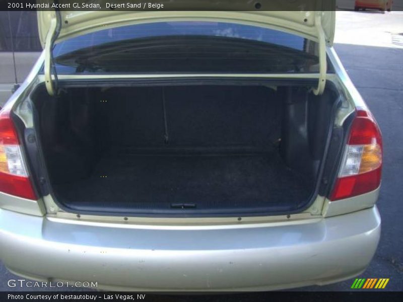 Desert Sand / Beige 2001 Hyundai Accent GL Sedan