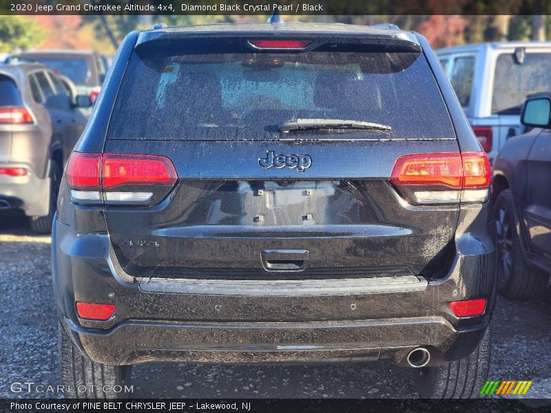 Diamond Black Crystal Pearl / Black 2020 Jeep Grand Cherokee Altitude 4x4