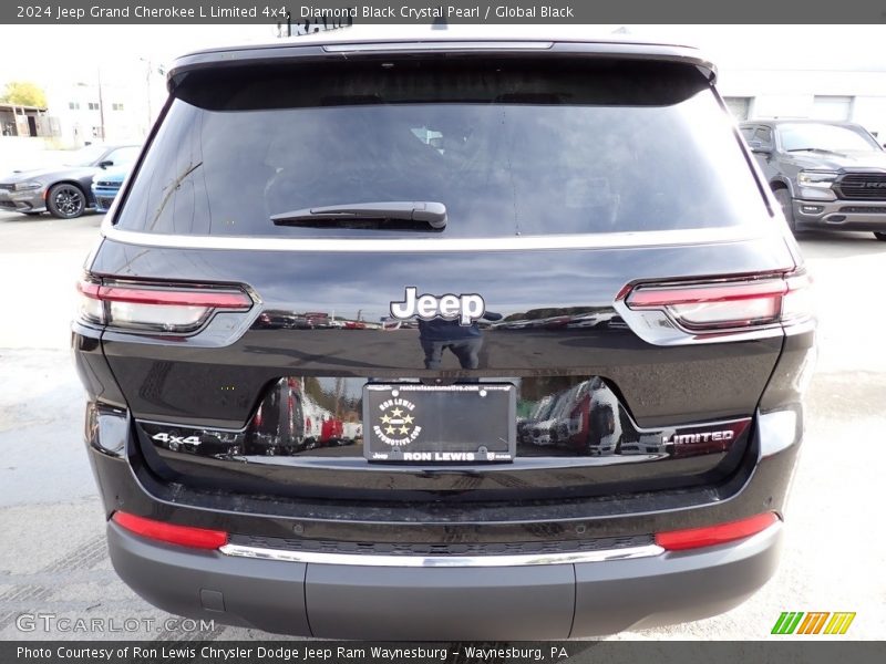 Diamond Black Crystal Pearl / Global Black 2024 Jeep Grand Cherokee L Limited 4x4