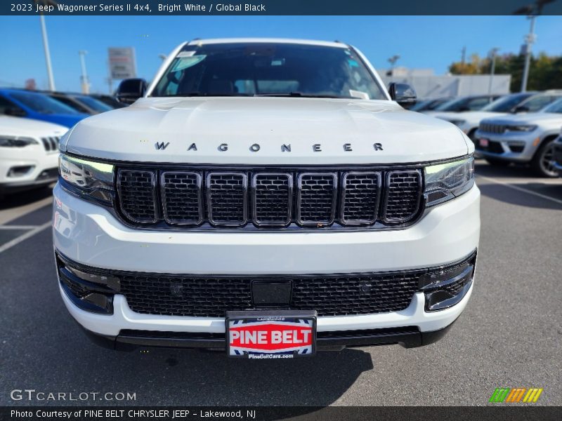 Bright White / Global Black 2023 Jeep Wagoneer Series II 4x4