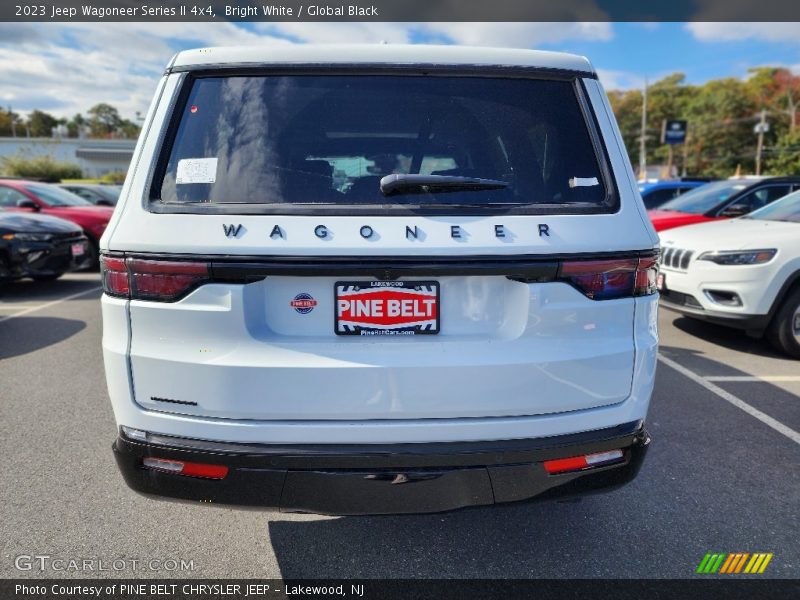 Bright White / Global Black 2023 Jeep Wagoneer Series II 4x4