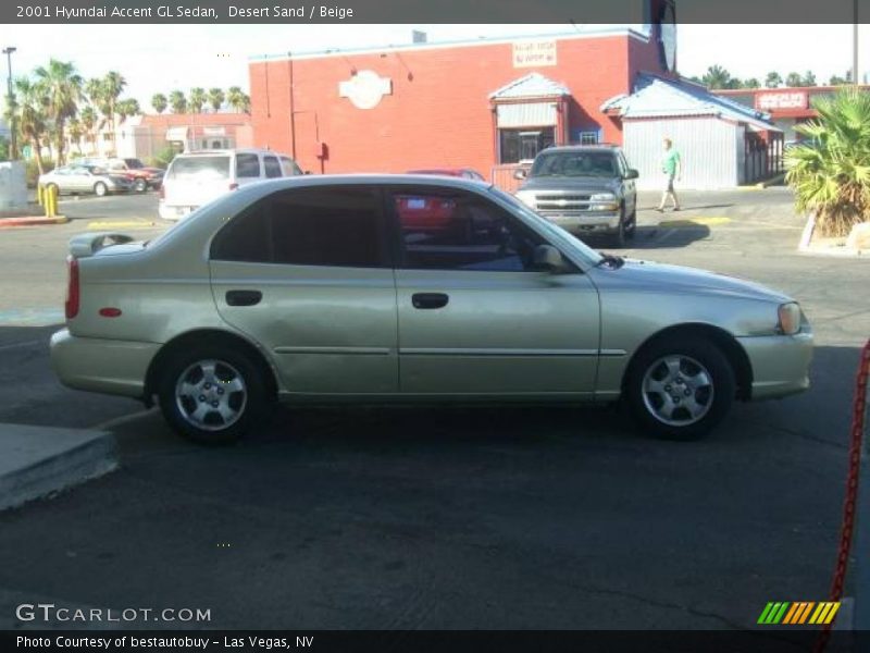 Desert Sand / Beige 2001 Hyundai Accent GL Sedan