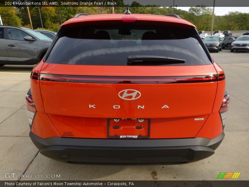  2024 Kona SEL AWD Soultronic Orange Pearl