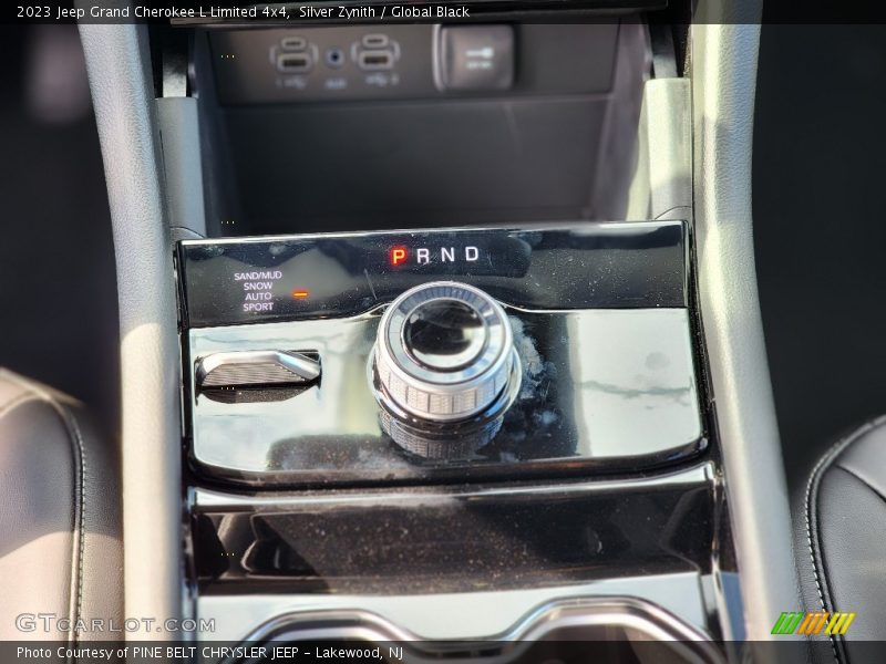Silver Zynith / Global Black 2023 Jeep Grand Cherokee L Limited 4x4