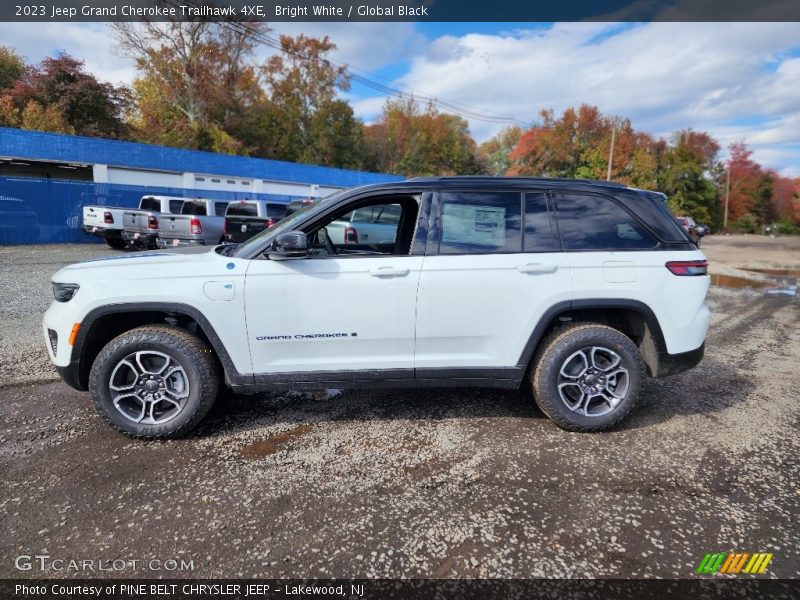  2023 Grand Cherokee Trailhawk 4XE Bright White
