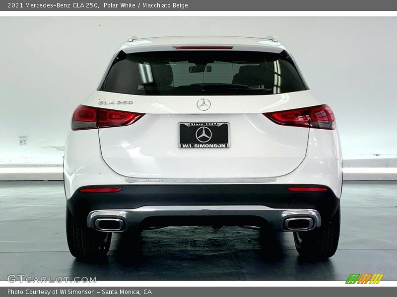 Polar White / Macchiato Beige 2021 Mercedes-Benz GLA 250