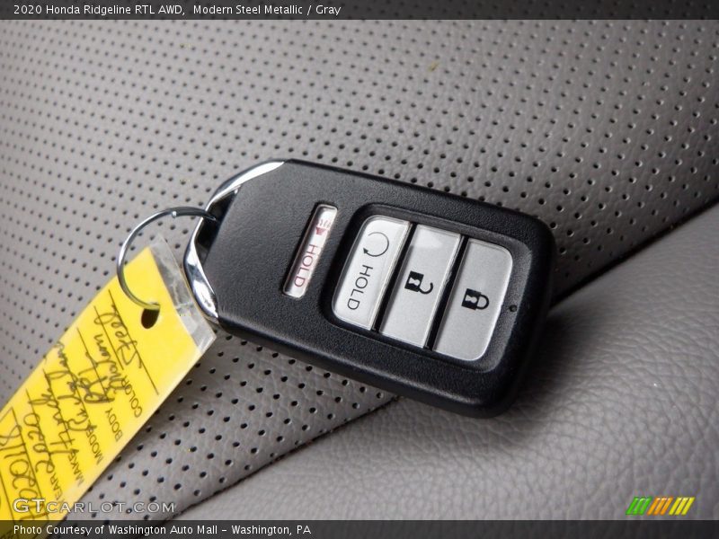 Keys of 2020 Ridgeline RTL AWD