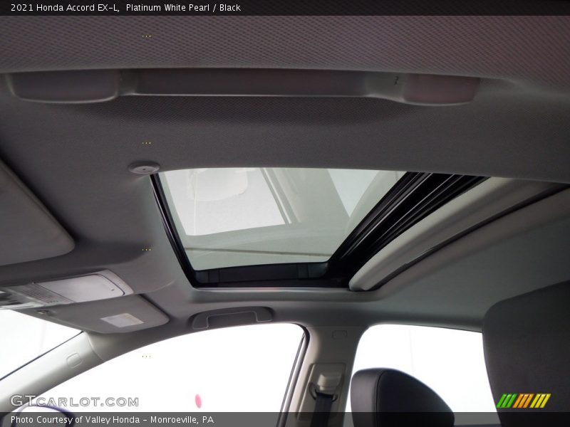 Platinum White Pearl / Black 2021 Honda Accord EX-L