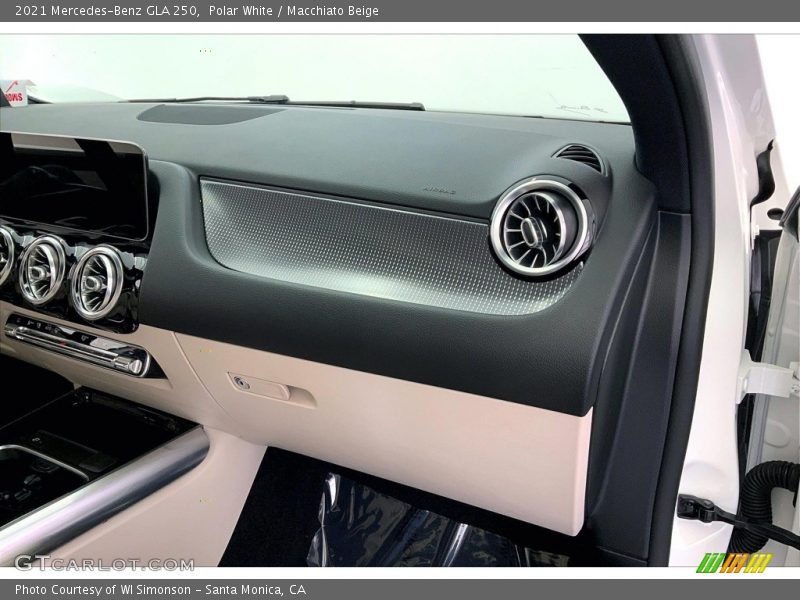 Polar White / Macchiato Beige 2021 Mercedes-Benz GLA 250