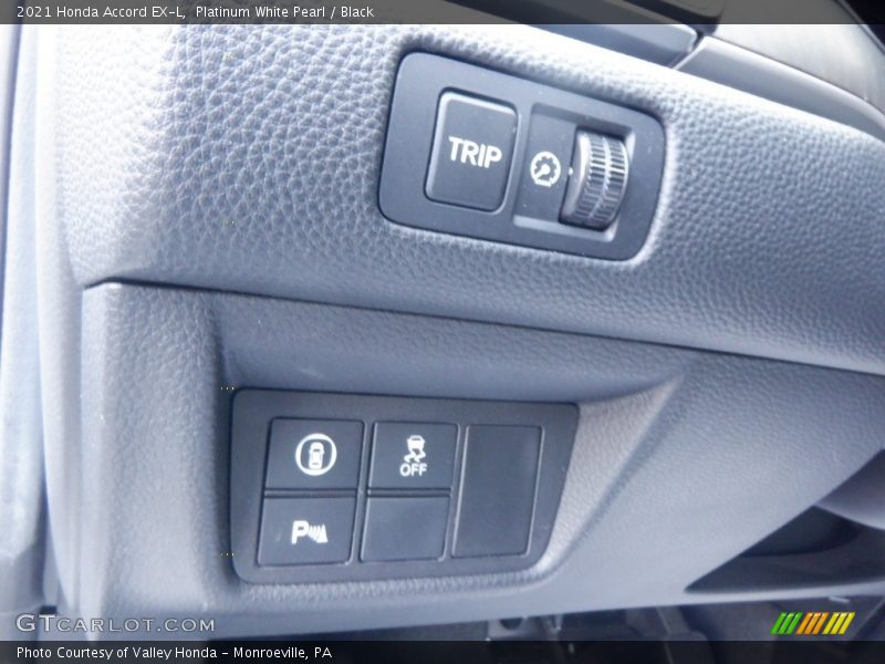 Platinum White Pearl / Black 2021 Honda Accord EX-L