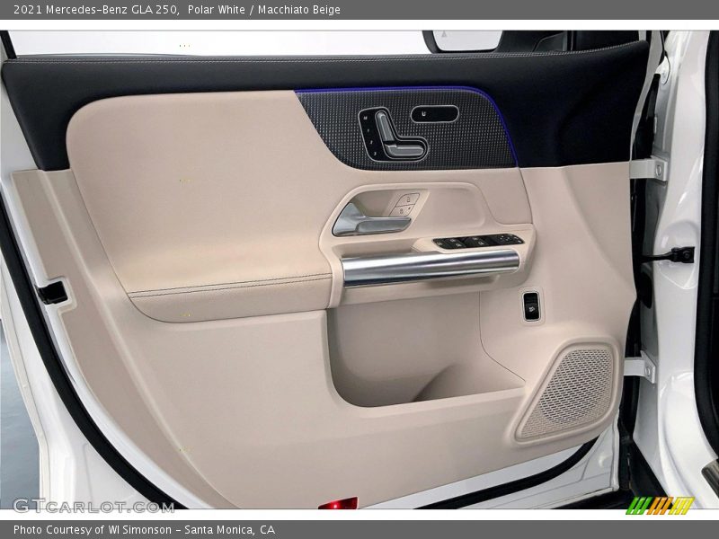 Polar White / Macchiato Beige 2021 Mercedes-Benz GLA 250